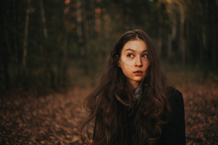 Pourquoi perd-on ses cheveux en automne ?