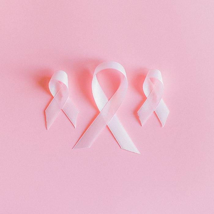 Toutes contre le cancer du sein : petit guide de dépistage