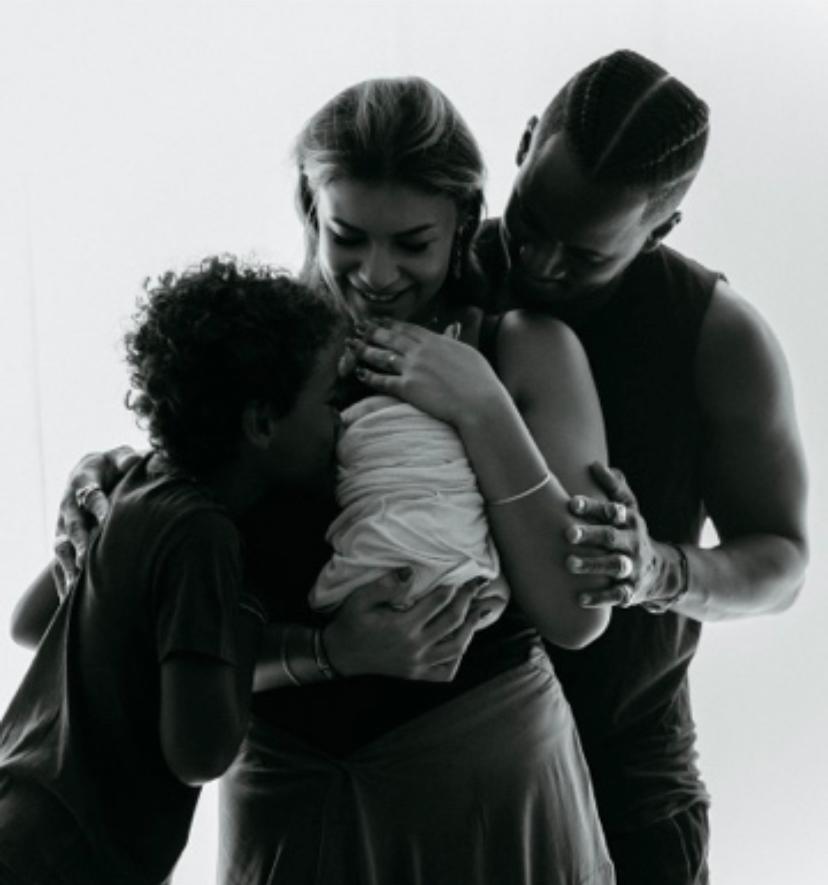 Léa Djadja : “Être maman d’un enfant né en extrême prématurité, c’est une épreuve de courage”