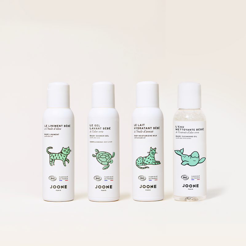 Les essentiels bébé en format voyage